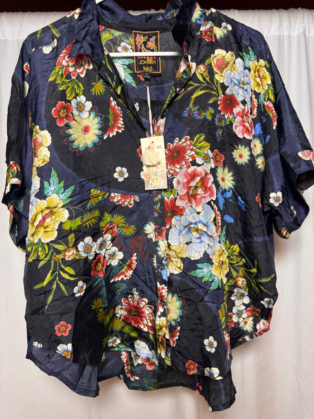 Johnny Was The Audrey Silk Short Sleeve Shirt Navy Floral Small NWT NEW